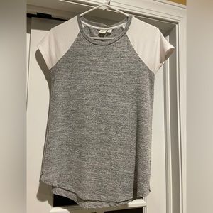 Women’s comfort tee, Gap brand XS, short sleeve